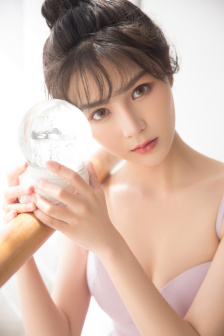 龚玥菲新金瓶